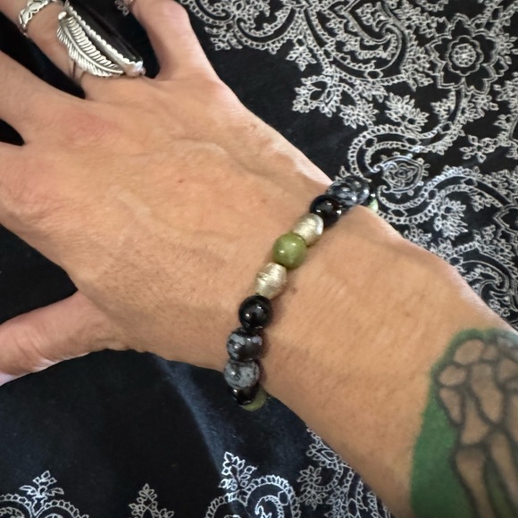 JUNGLE HIPPIE BRACELET - olive jade, snowflake obsidian, black onyx UNISEX - Picture 2 of 9
